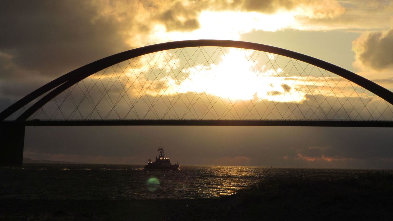 Fehmarn Sund Brücke Sonnenuntergang